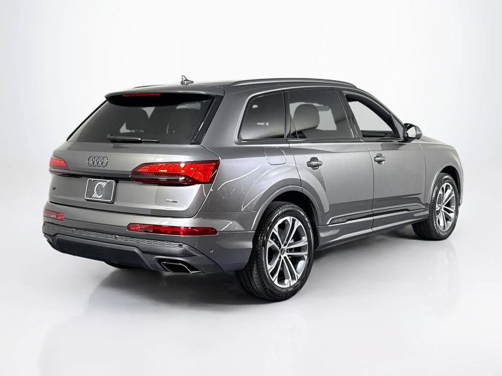 Used 2026 Audi Q7 3.0T Premium w/ Convenience Plus Package AWD/4WD image 5