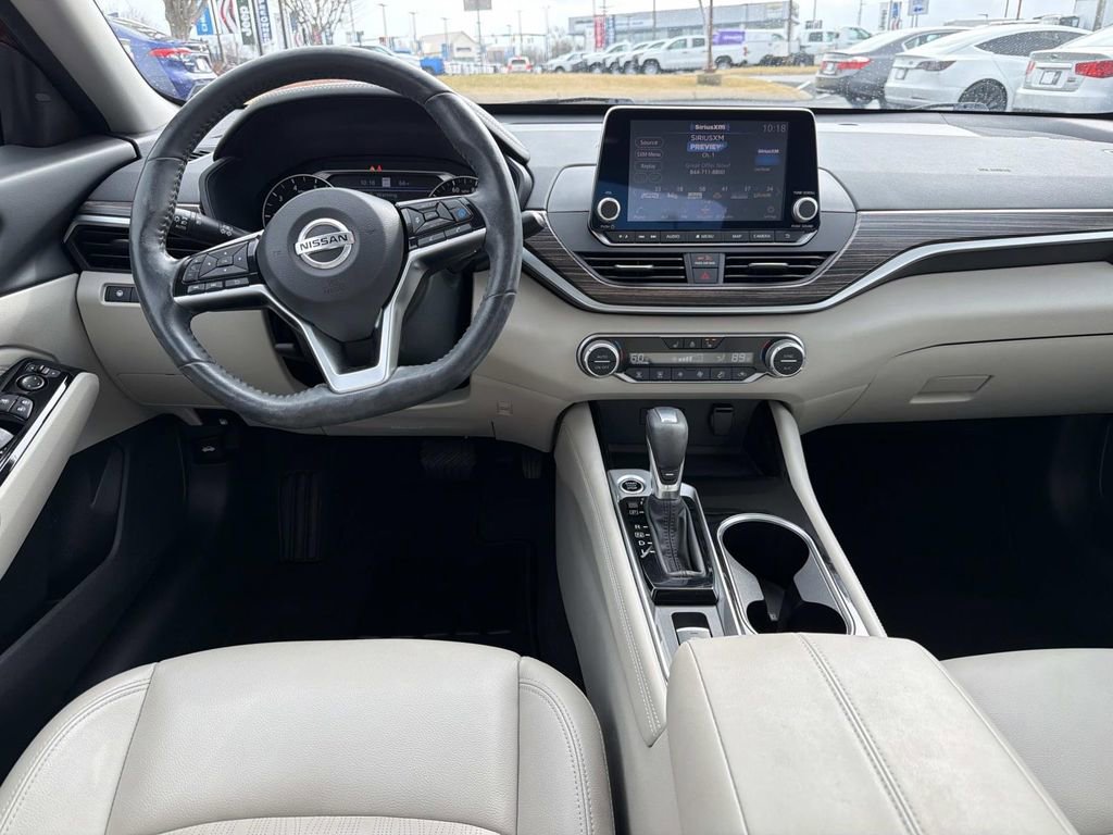 Used 2022 Nissan Altima 2.5 SL FWD image 17