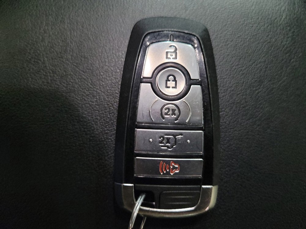 Used 2021 Ford Edge SEL w/ Convenience Package AWD/4WD image 32