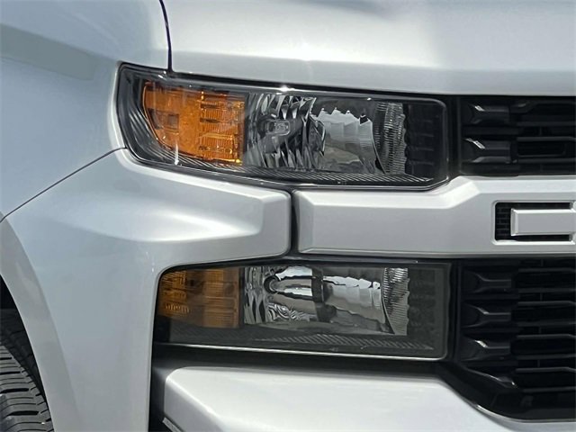 Certified 2022 Chevrolet Silverado 1500 Custom w/ LPO, Dark Essentials Package image 8