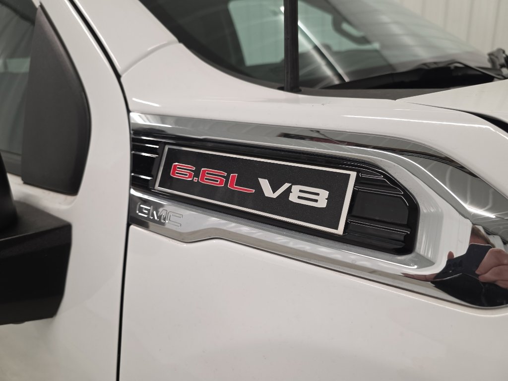 Used 2022 GMC Sierra 2500 Pro w/ Convenience Package AWD/4WD image 6