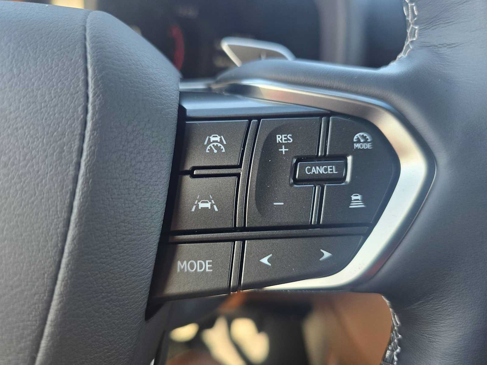 New 2026 Lexus LX 700h Luxury AWD/4WD image 32