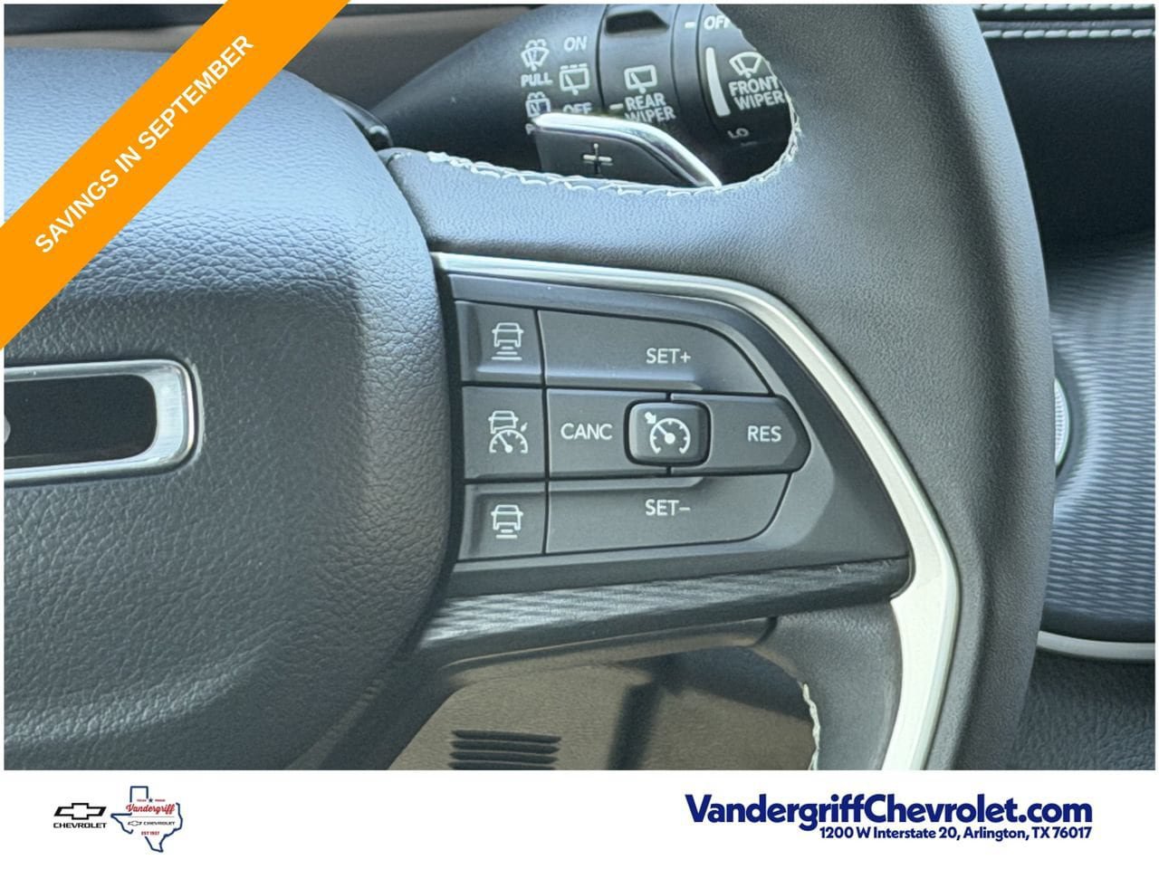 Used 2023 Jeep Grand Cherokee Altitude RWD image 12