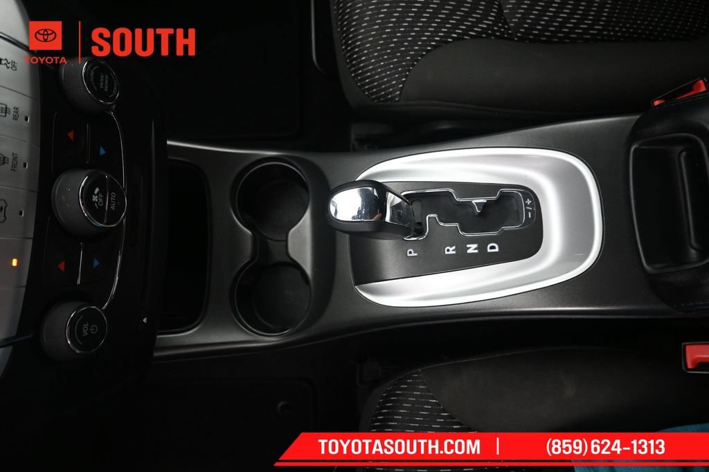 Used 2019 Dodge Journey SE FWD image 21