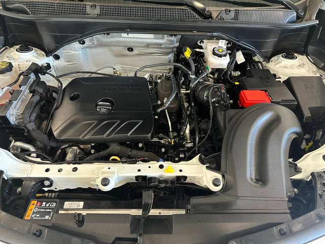 Used 2023 Buick Encore GX Essence w/ Experience Buick Package AWD/4WD image 30