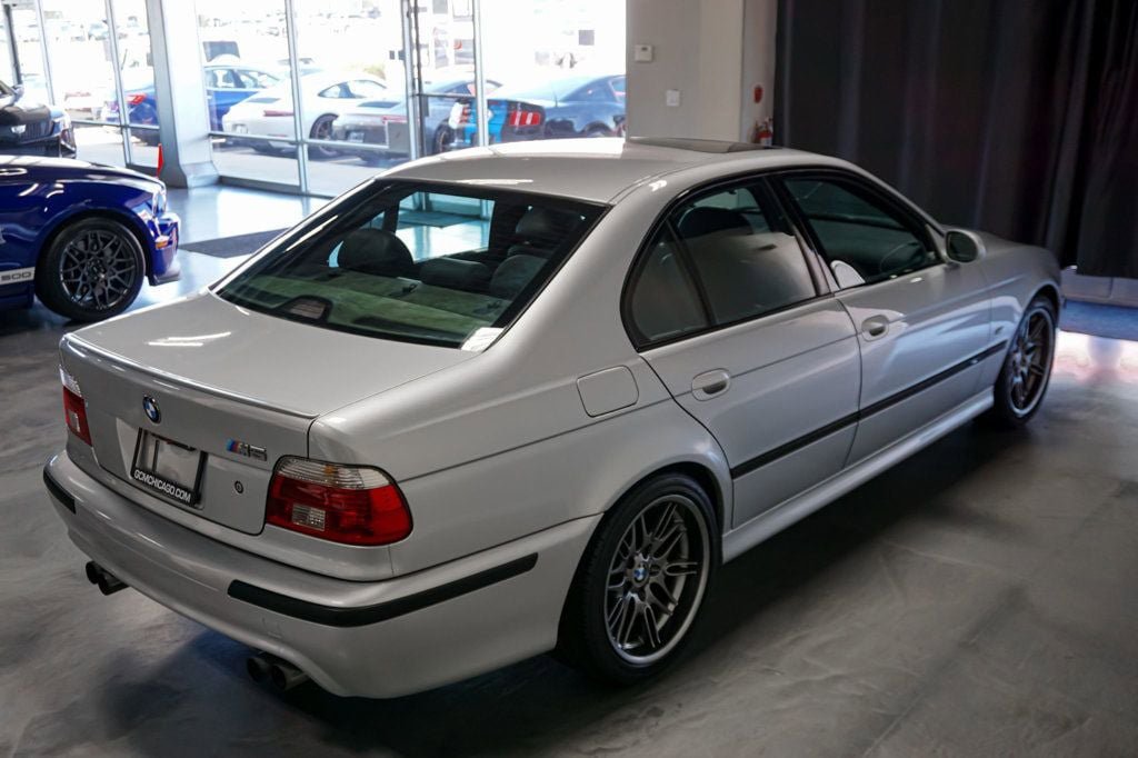 Used 2002 BMW M5 RWD image 65