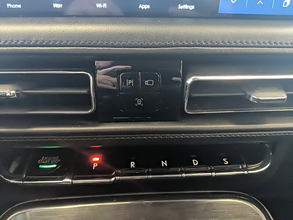 Certified 2022 Lincoln Nautilus AWD w/ Premium Package image 18