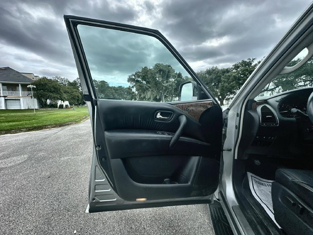 Used 2020 Nissan Armada Platinum w/ Captain's Chairs Package image 11