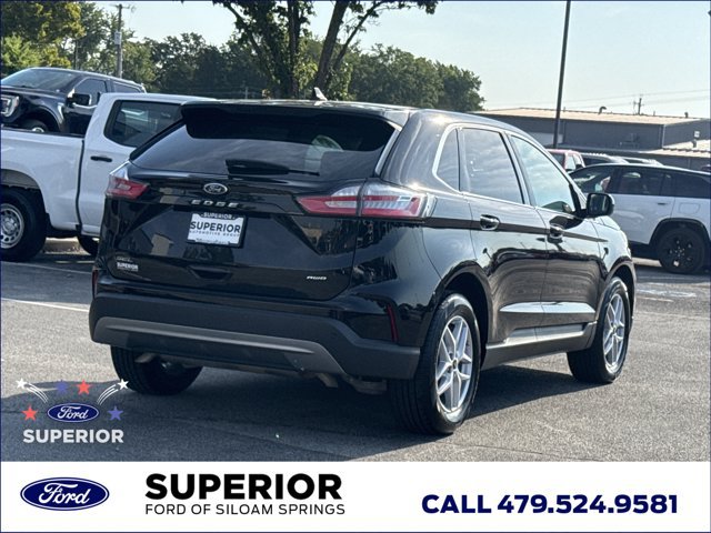 Used 2024 Ford Edge SEL AWD/4WD image 3