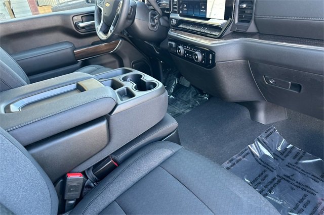 New 2025 Chevrolet Silverado 2500 LT w/ Convenience Package image 18