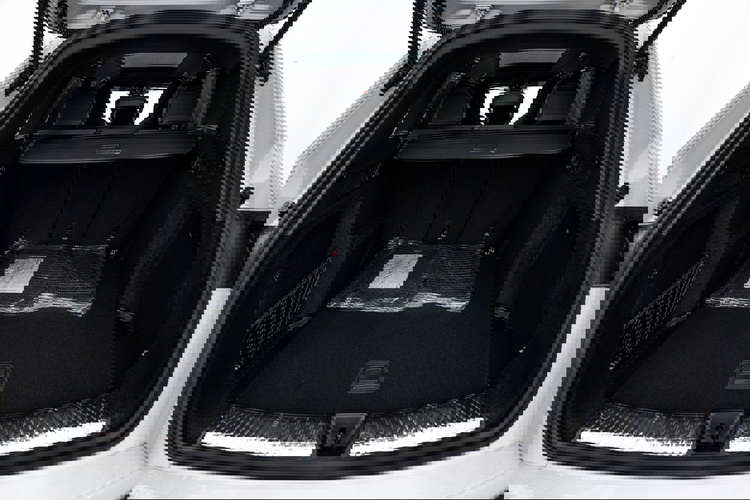 New 2025 Audi SQ5 Premium Plus image 23