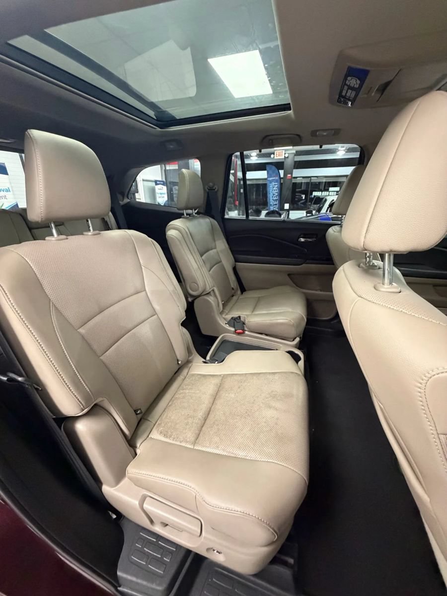 Used 2016 Honda Pilot Elite image 11
