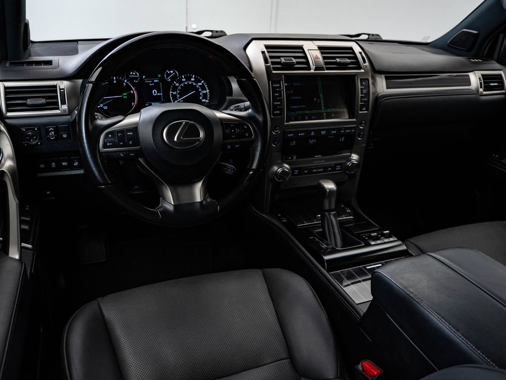 Used 2021 Lexus GX 460 Premium w/ Premium Package AWD/4WD image 4