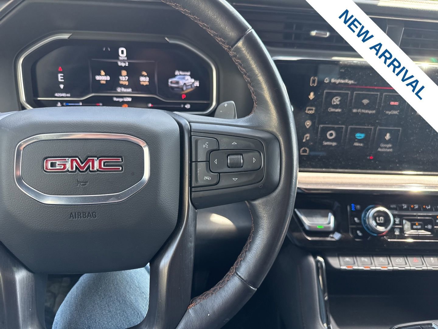 Used 2022 GMC Sierra 1500 AT4 w/ AT4 Premium Package image 22