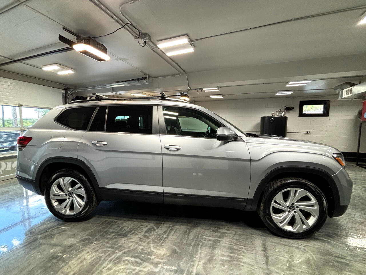 Used 2021 Volkswagen Atlas SE w/ Panoramic Sunroof Package image 10