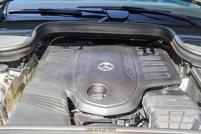 Used 2024 Mercedes-Benz GLS 450 4MATIC image 16