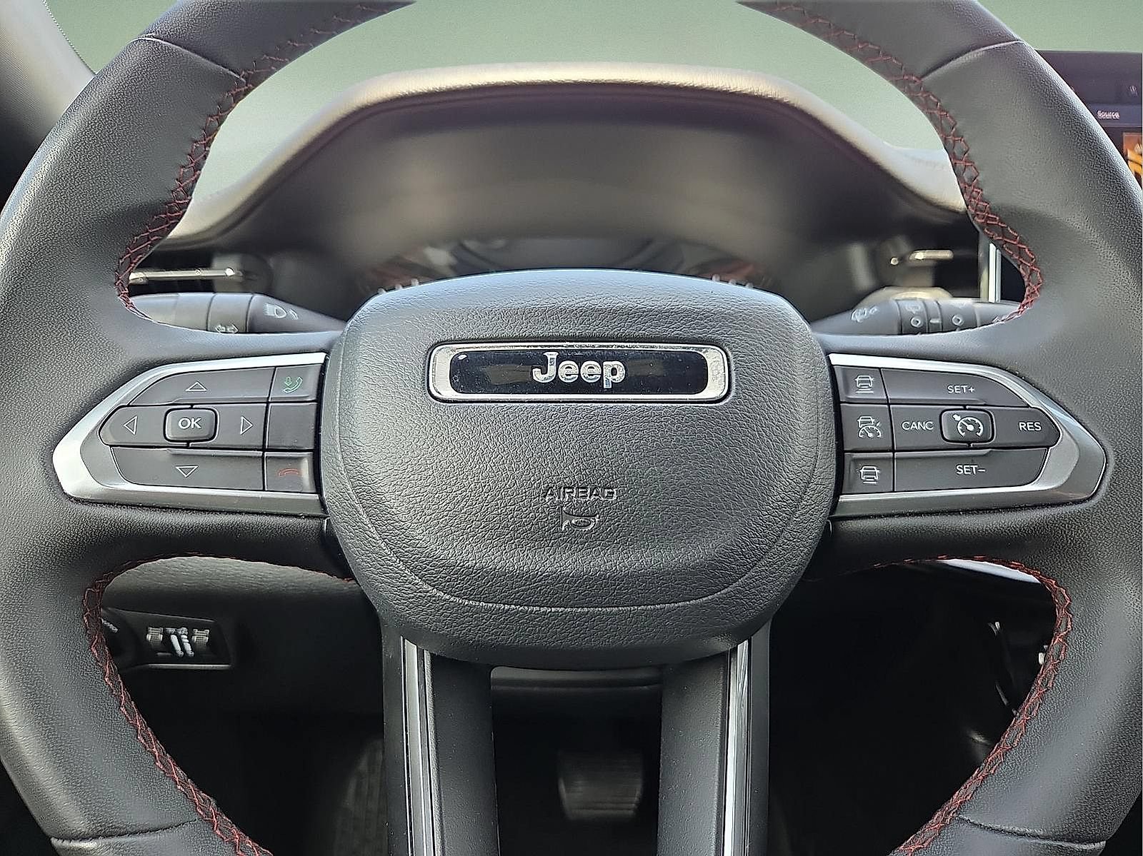 Used 2024 Jeep Compass Trailhawk AWD/4WD image 24