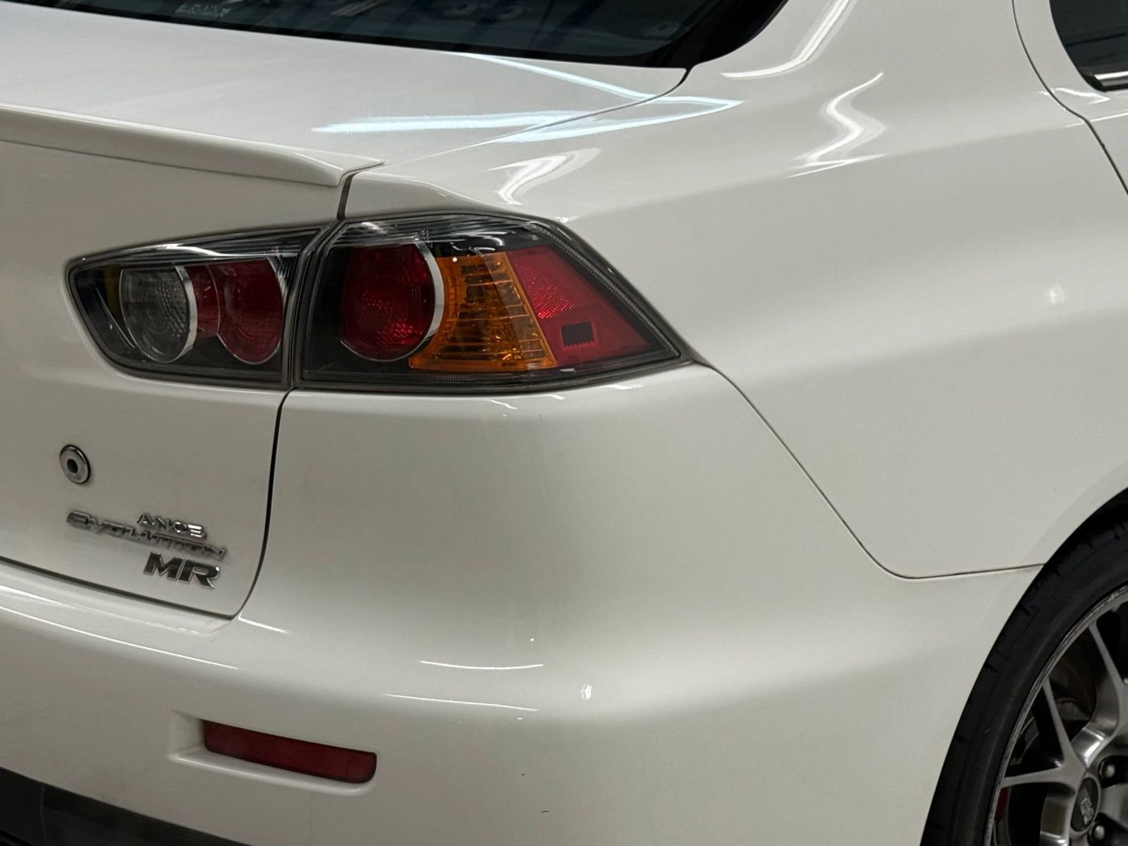 Used 2014 Mitsubishi Lancer Evolution MR image 10