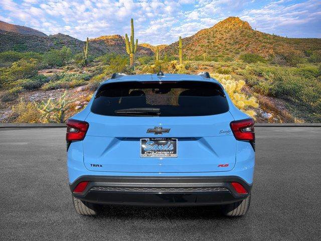 Used 2024 Chevrolet Trax RS FWD image 5