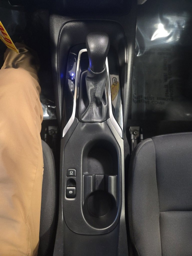 Used 2024 Toyota Corolla LE image 25