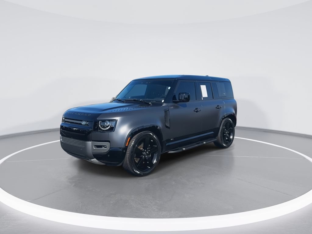 Used 2023 Land Rover Defender 110 AWD/4WD image 4