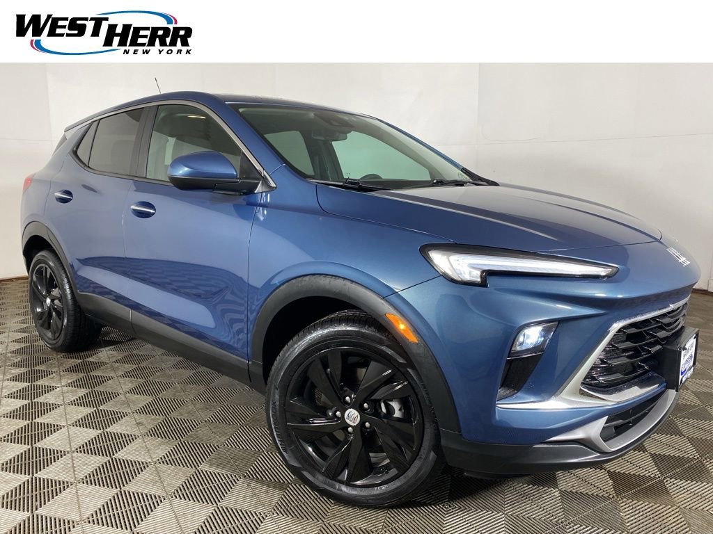 Used 2024 Buick Encore GX Preferred w/ Comfort Package image 1