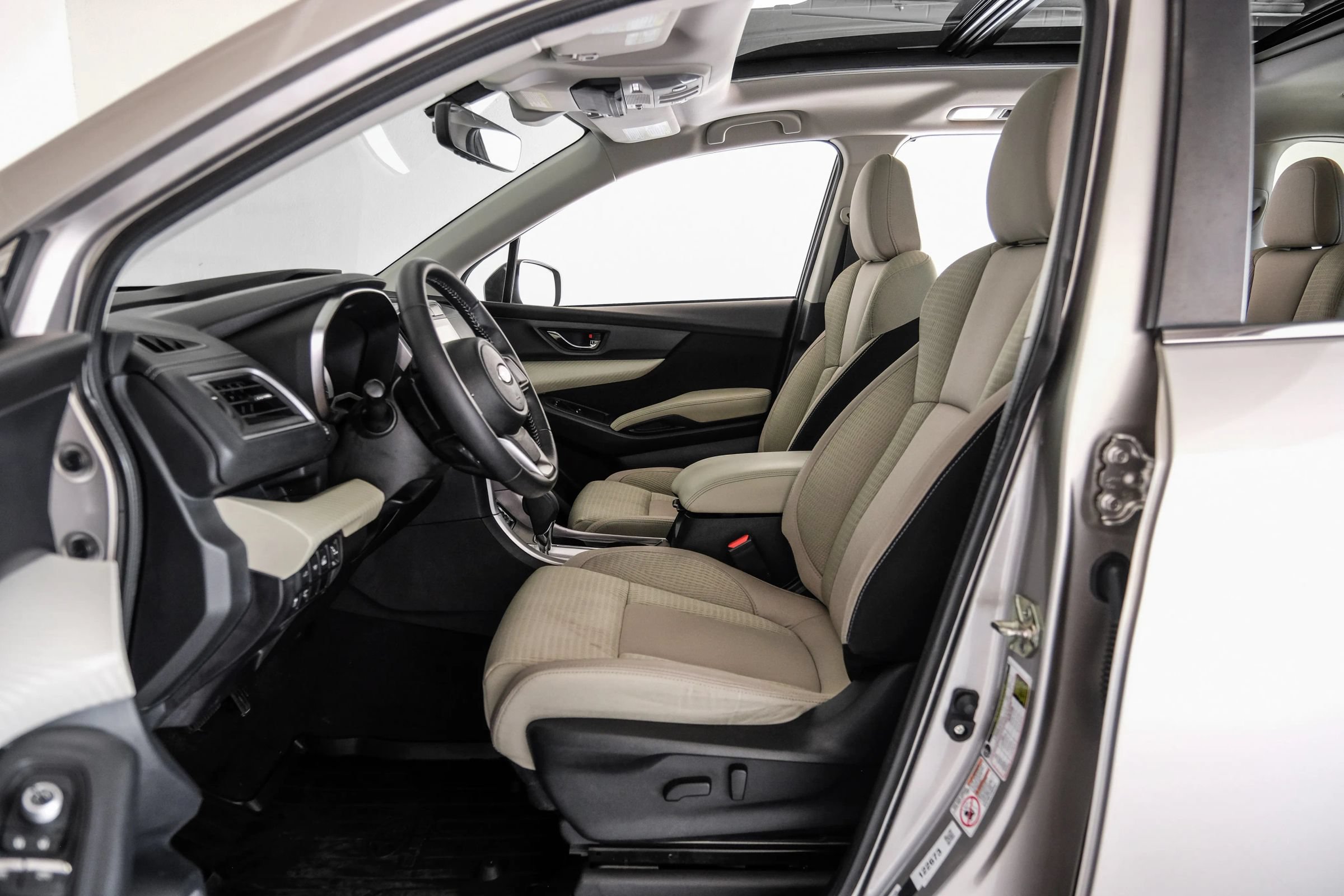 Used 2020 Subaru Ascent Premium w/ Sport Package AWD/4WD image 4