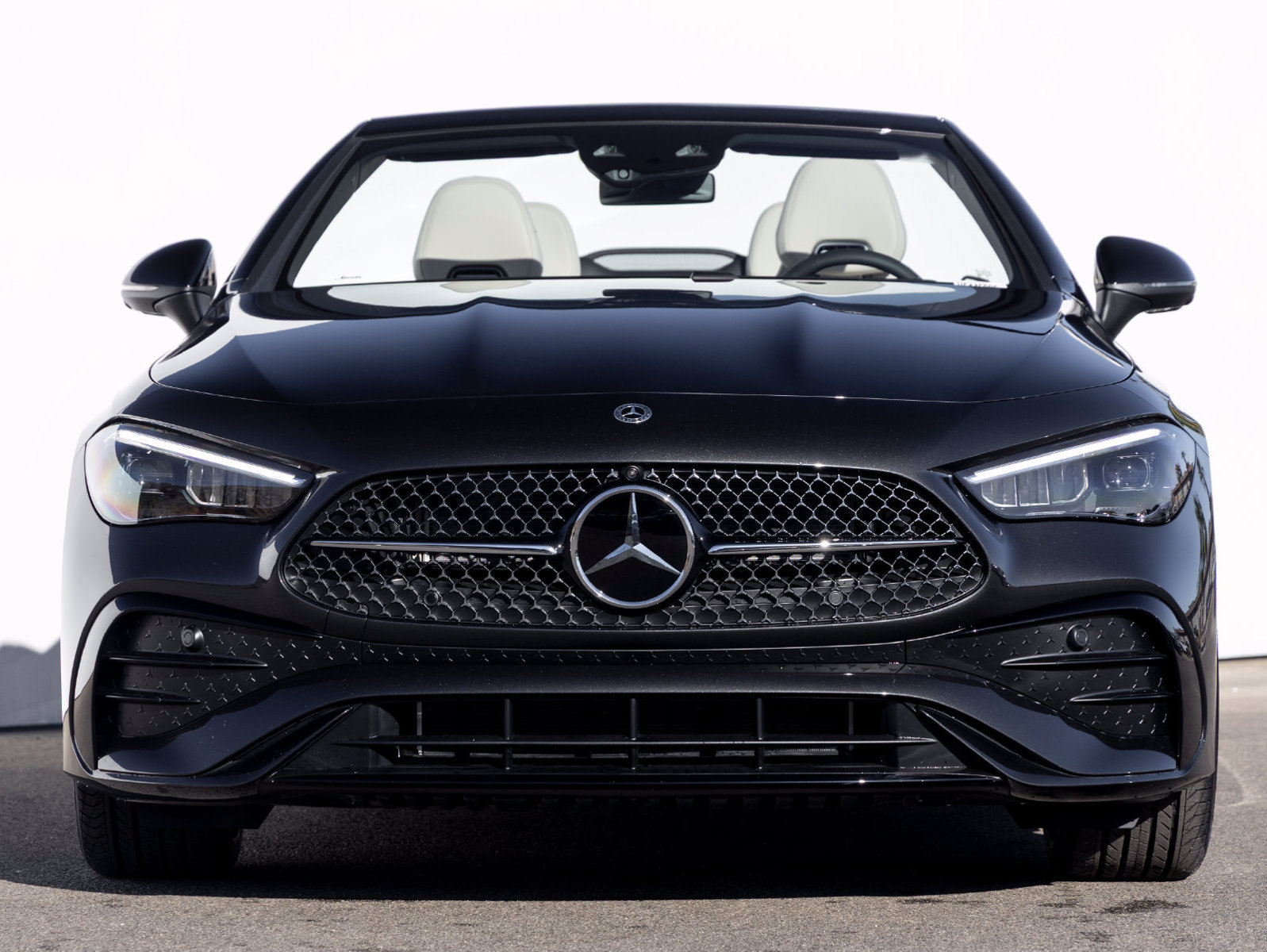 New 2027 Mercedes-Benz CLE 450 4MATIC Cabriolet image 3