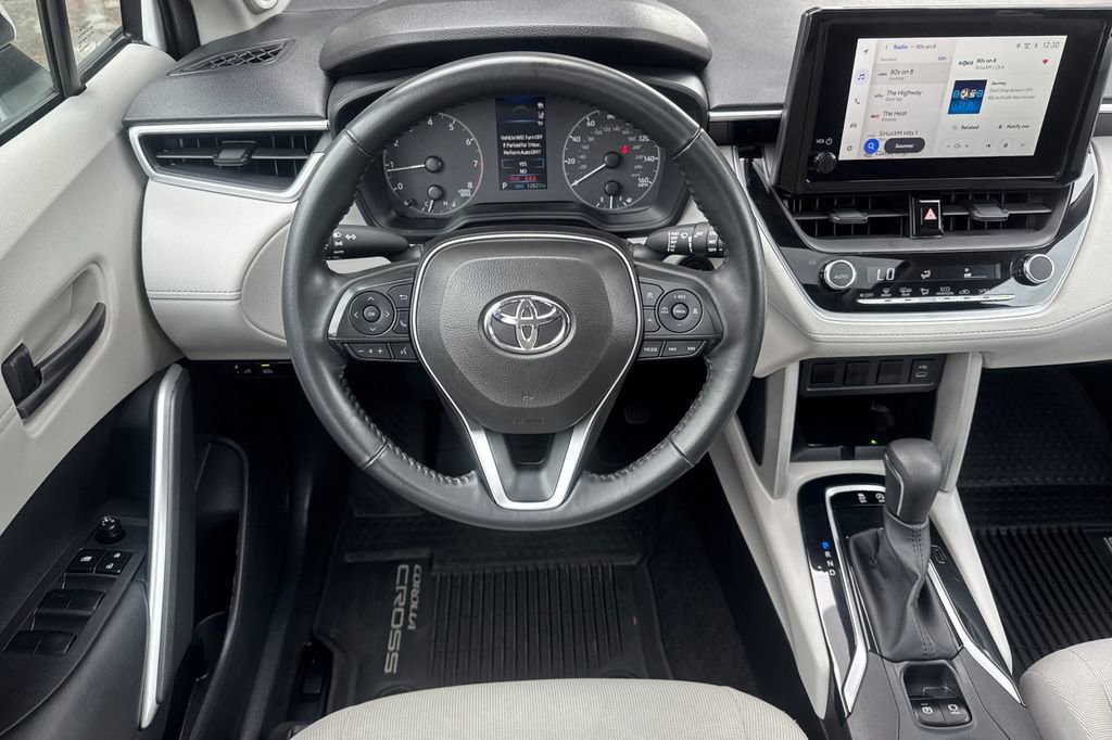 Certified 2024 Toyota Corolla Cross LE w/ Moonroof Package image 13