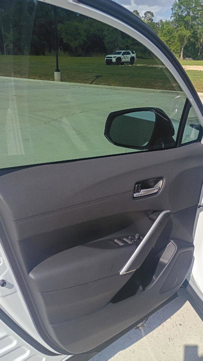 New 2026 Toyota Corolla Cross XLE image 9