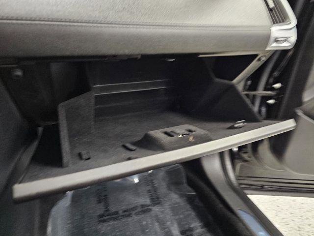 Used 2020 Jaguar E-PACE SE image 22