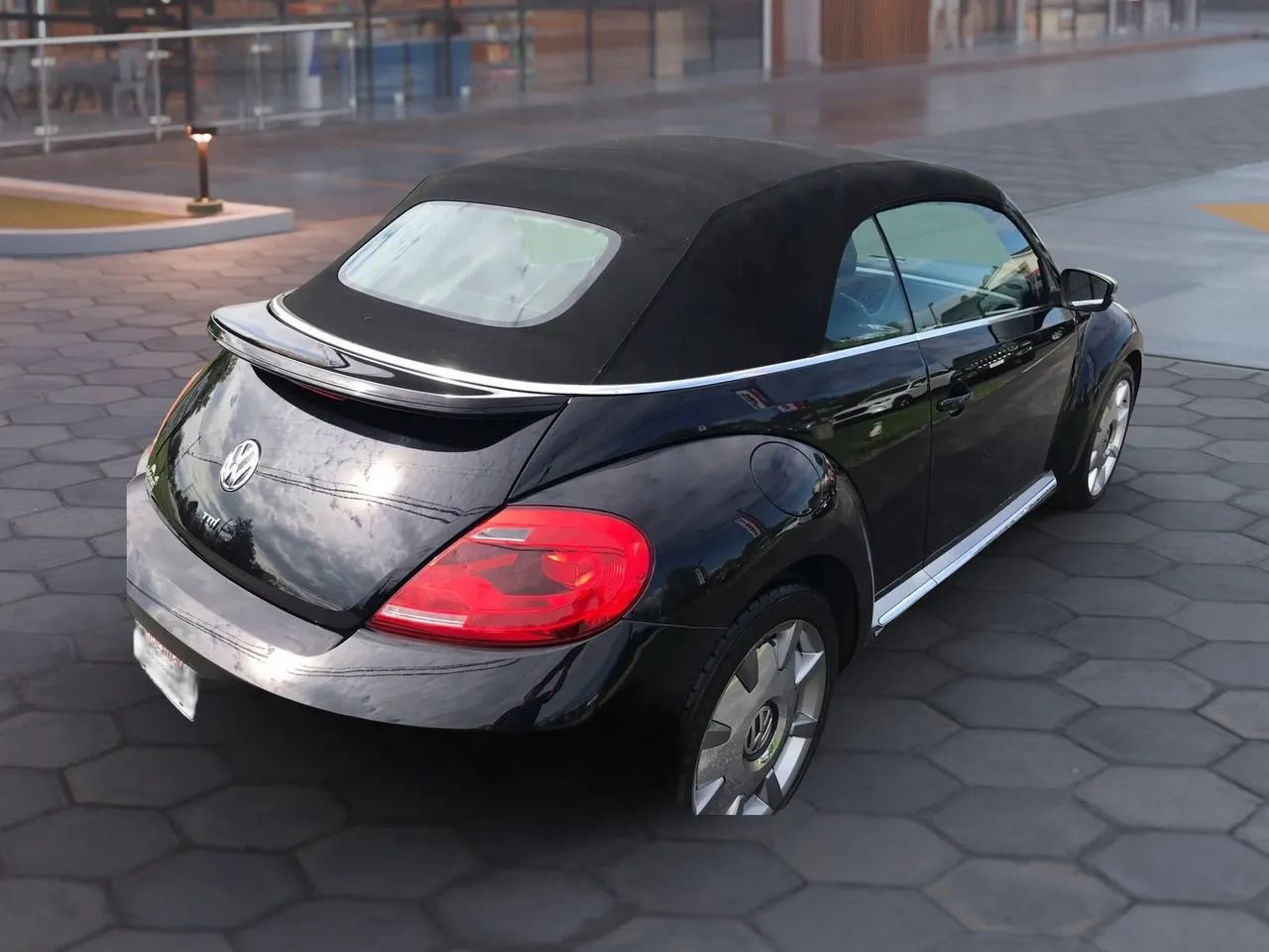 Used 2014 Volkswagen Beetle TDI FWD image 54