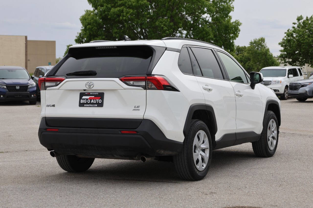 Used 2019 Toyota RAV4 LE AWD/4WD image 9