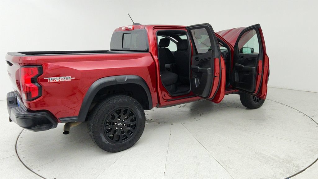 Used 2024 Chevrolet Colorado Trail Boss w/ Advanced Trailering Package AWD/4WD image 12