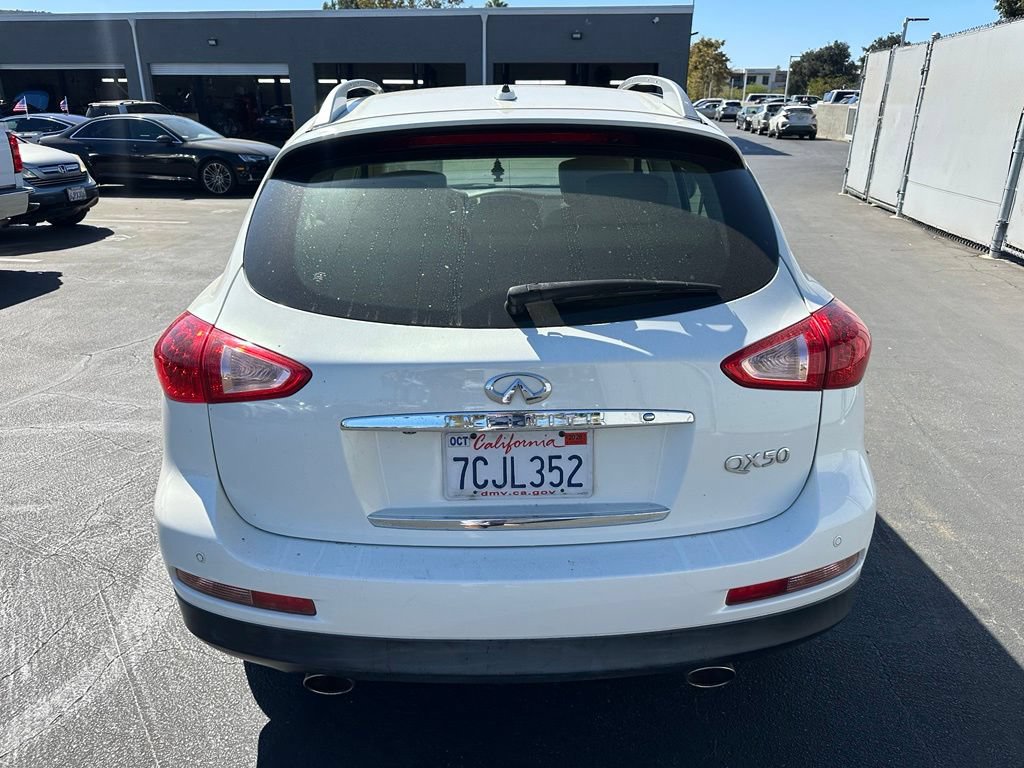 Used 2014 INFINITI QX50 Journey w/ Premium Package RWD image 3