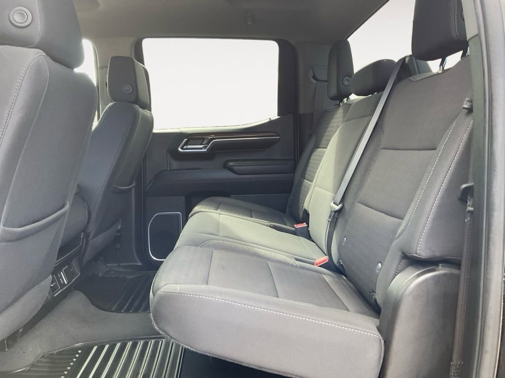 Used 2024 Chevrolet Silverado 1500 LT AWD/4WD image 13