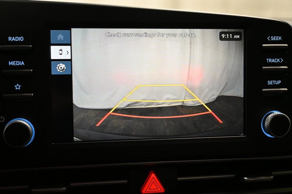 Used 2025 Hyundai Elantra SE image 20