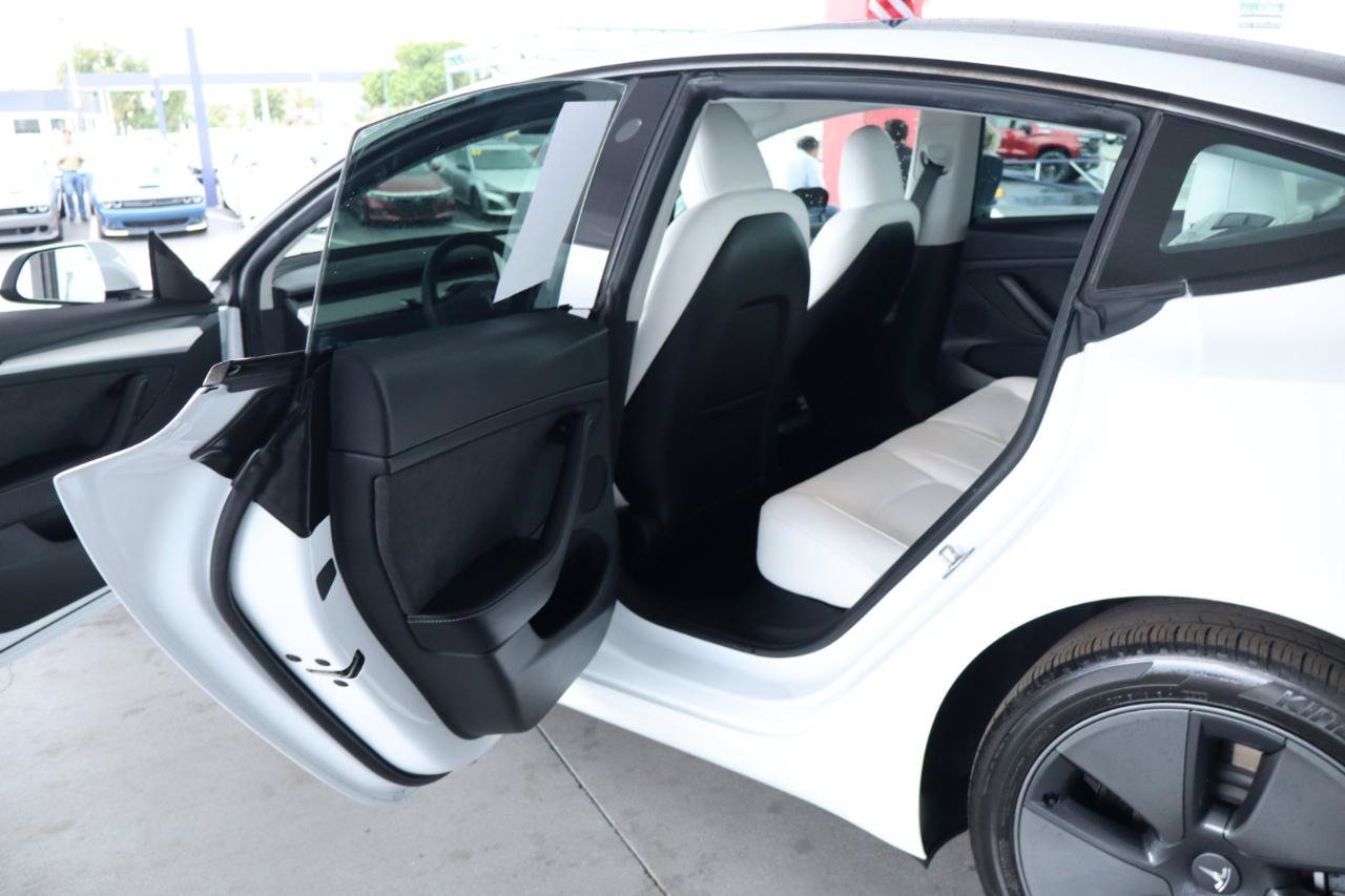Used 2023 Tesla Model 3 Standard Range RWD image 30