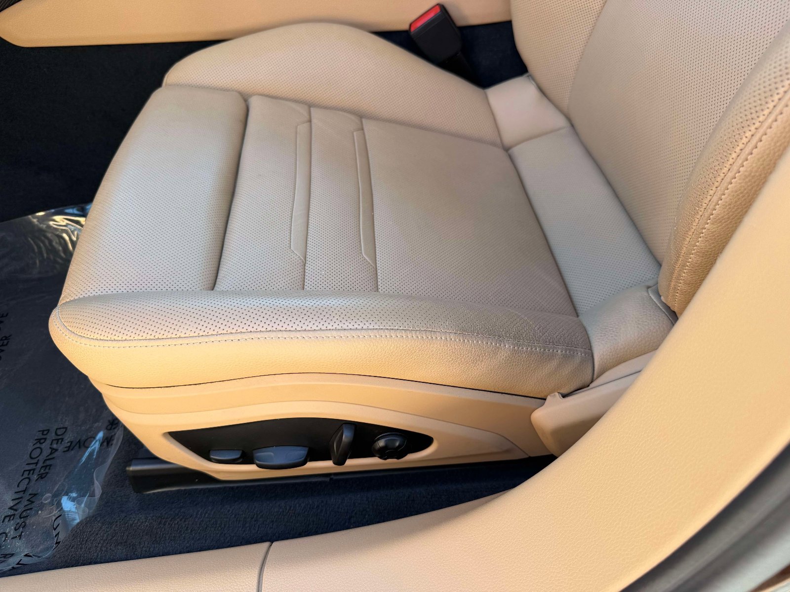 Used 2022 Porsche Panamera 4 image 38