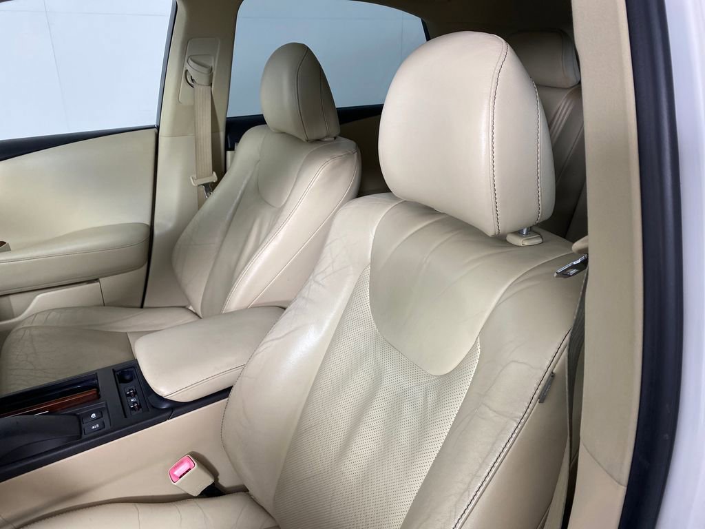 Used 2013 Lexus RX 450h FWD image 9