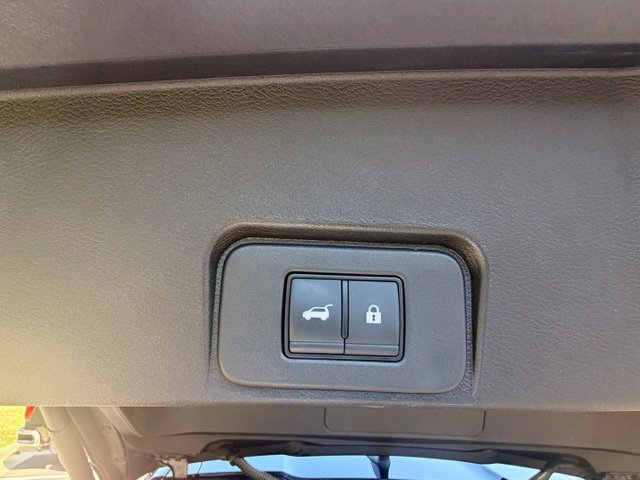 Used 2026 Nissan Rogue SV AWD/4WD image 7