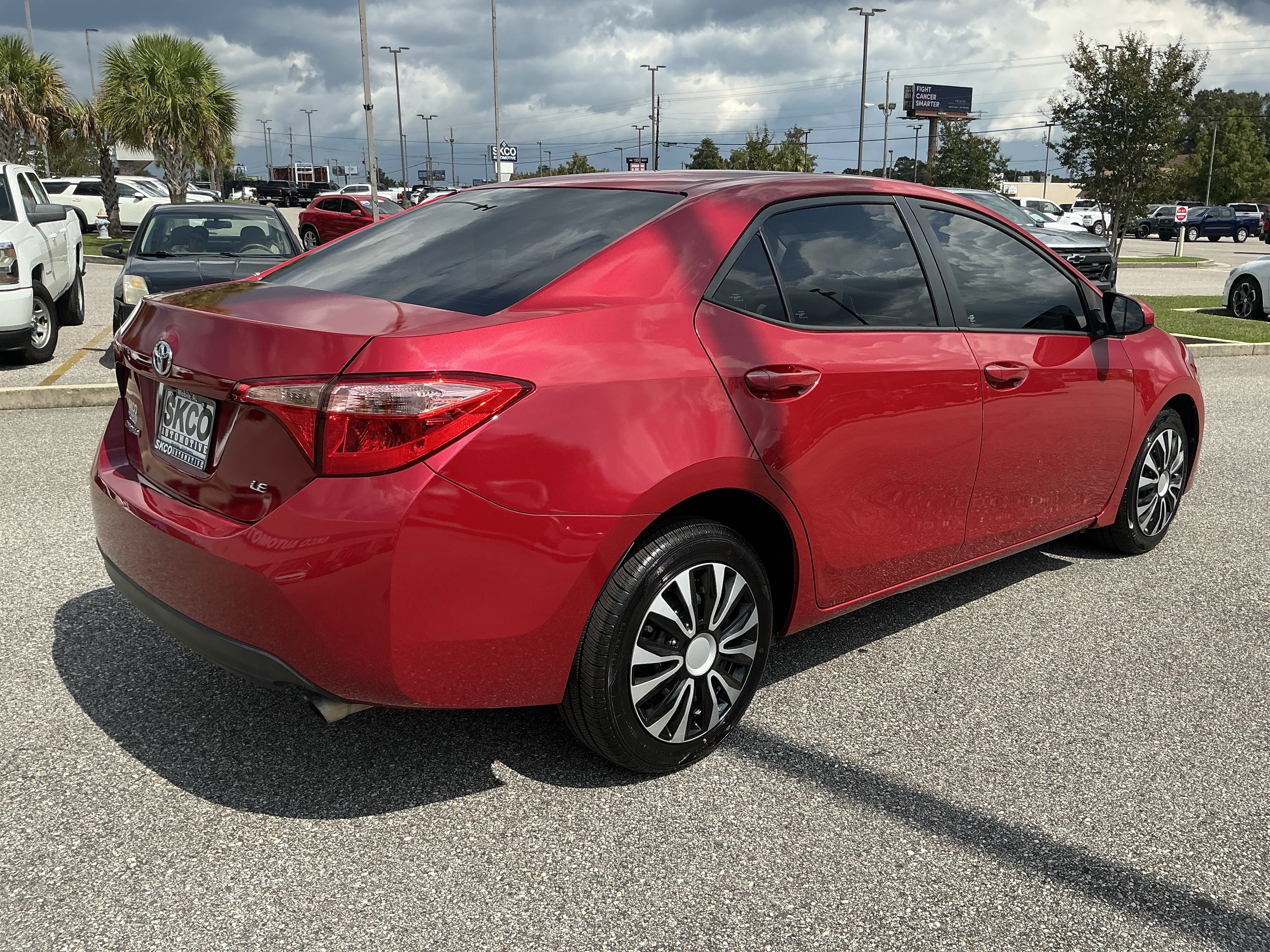 Used 2018 Toyota Corolla LE FWD image 5