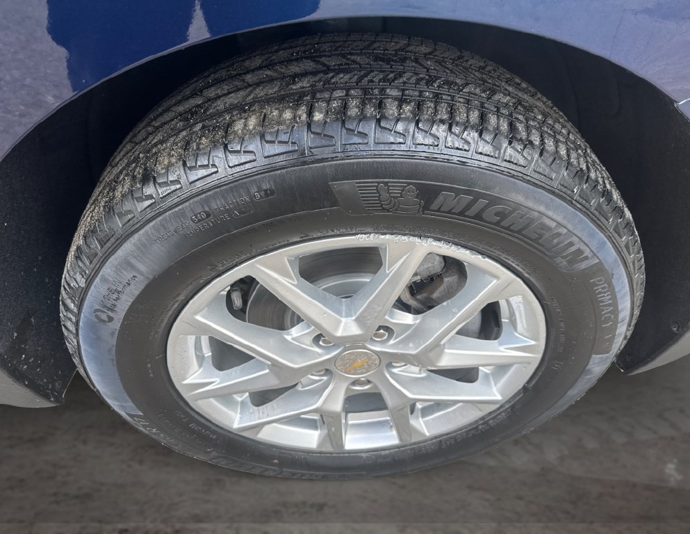 Used 2022 Chevrolet Equinox LS w/ LS Convenience Package FWD image 17
