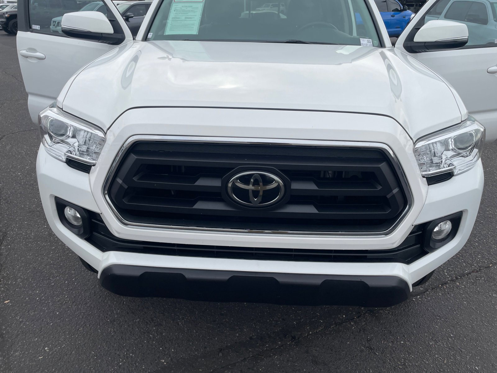 Certified 2022 Toyota Tacoma SR5 w/ Technology Package image 23