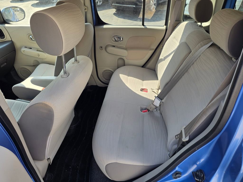 Used 2013 Nissan Cube 1.8 S w/ Interior Designer Pkg FWD image 7