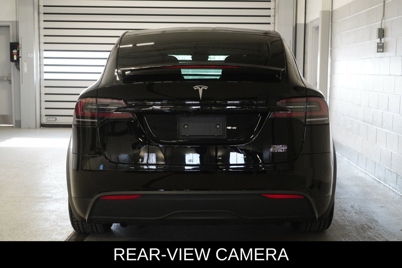 Used 2022 Tesla Model X Plaid image 7