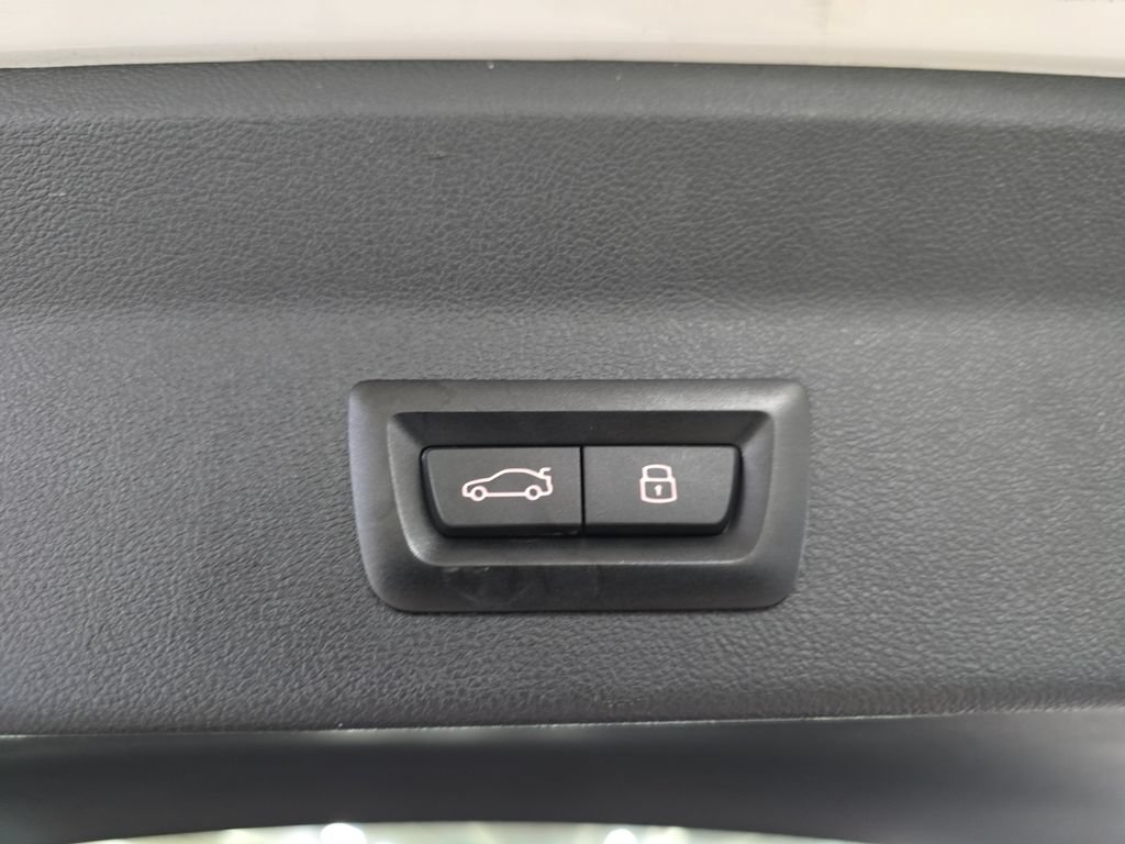 Certified 2024 BMW X3 sDrive30i w/ Convenience Package RWD image 28
