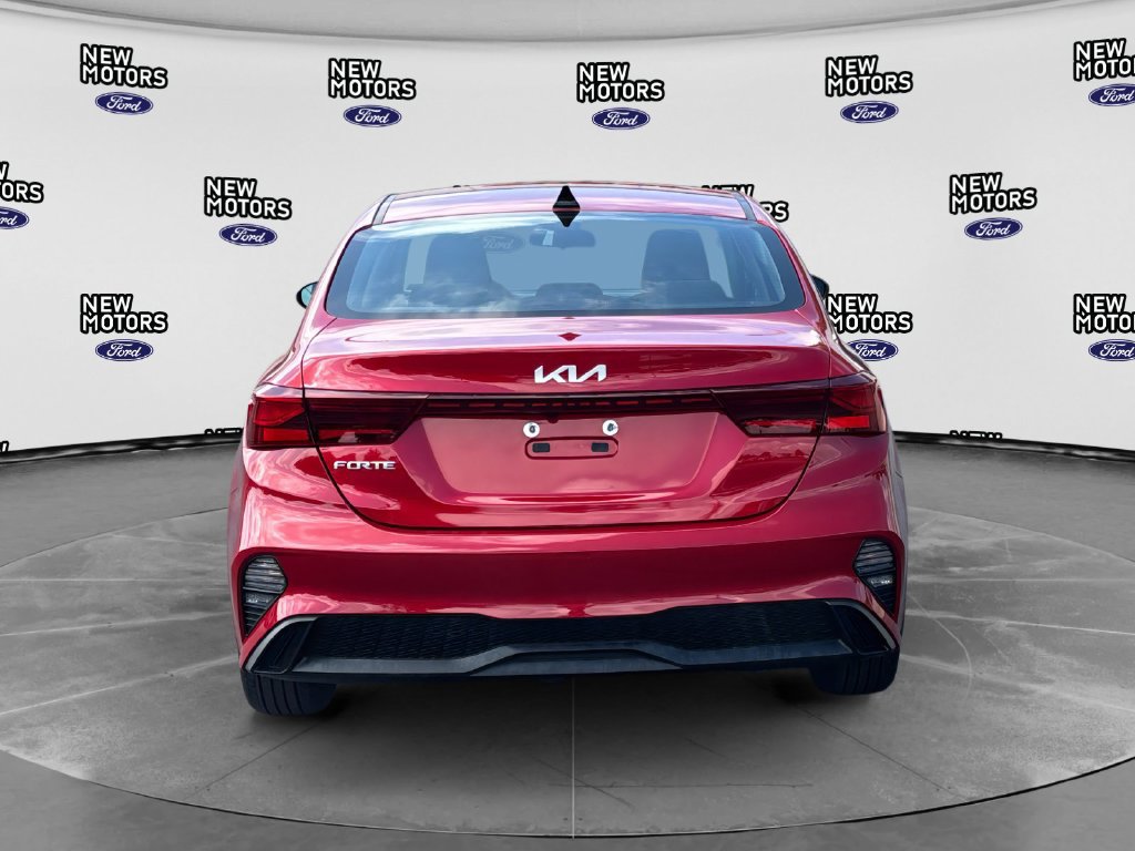 Used 2023 Kia Forte LXS FWD image 4
