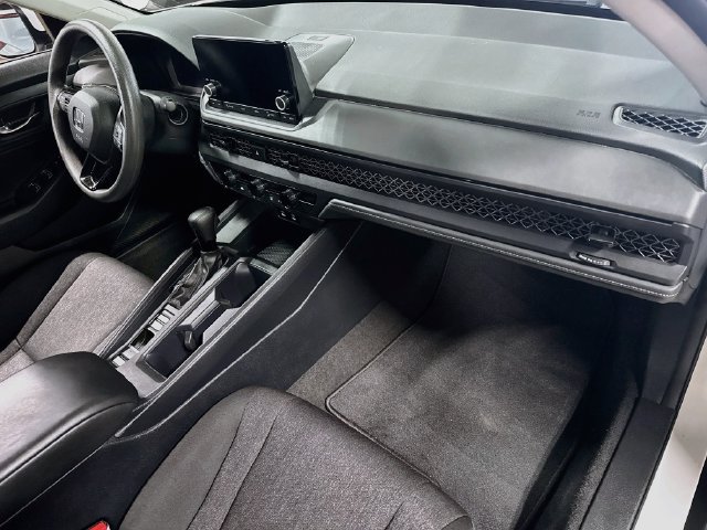 Used 2023 Honda Accord LX image 30