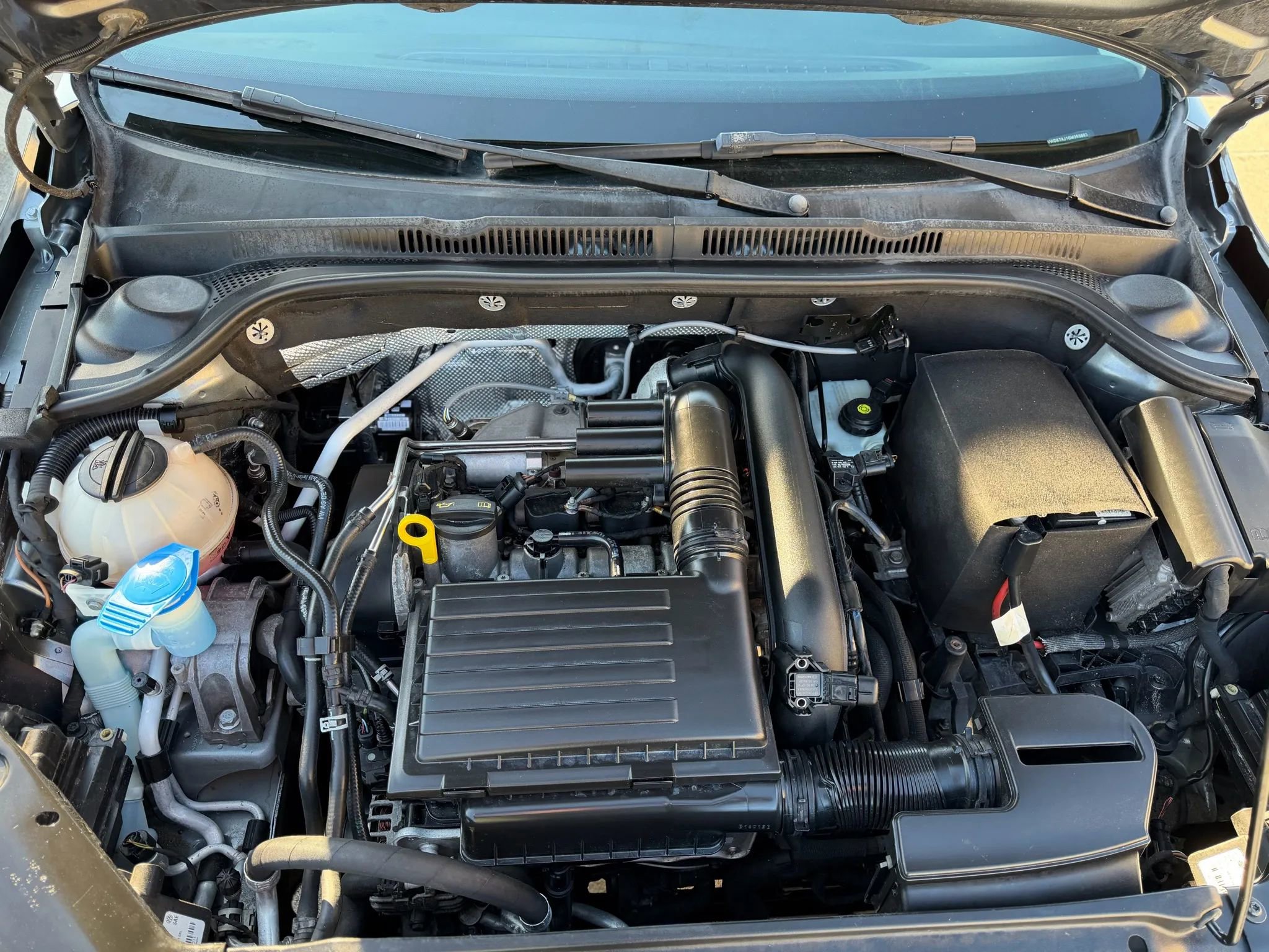 Used 2016 Volkswagen Jetta SE image 42